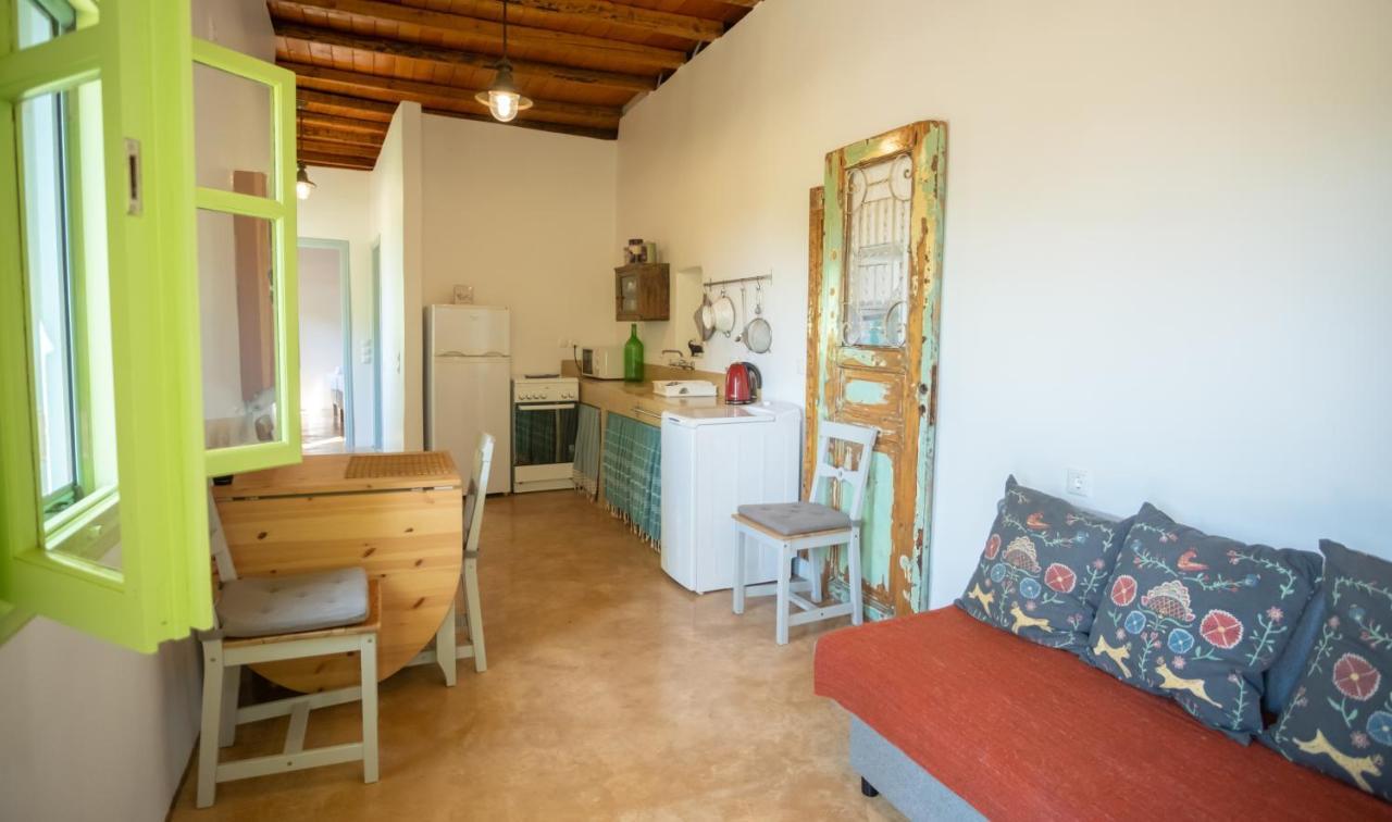 Simboro House - Kythoikies Holiday Houses Kythira Town Экстерьер фото