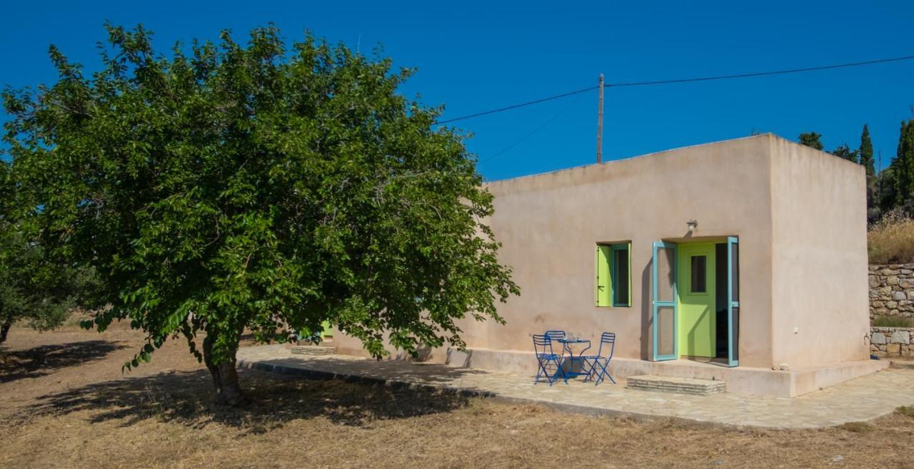 Simboro House - Kythoikies Holiday Houses Kythira Town Экстерьер фото